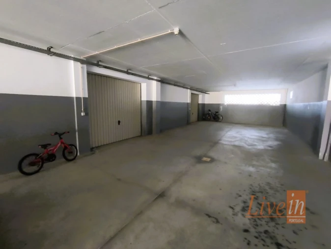 Moradia T4 para Venda em Ericeira Foto 39