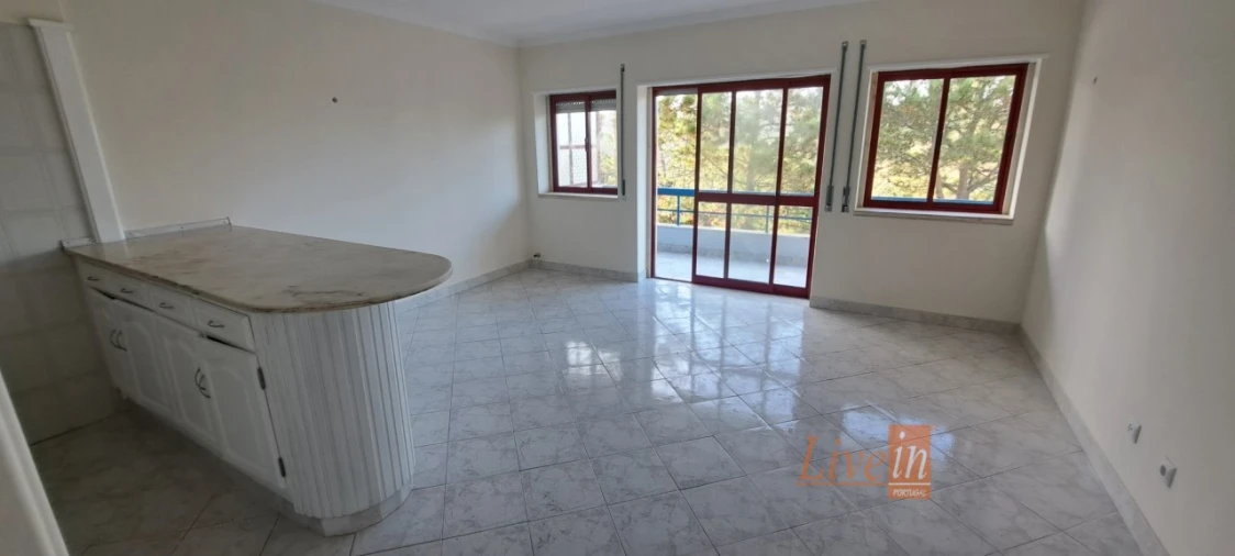 Apartamento T1 para Venda em São João das Lampas e Terrugem Foto 3