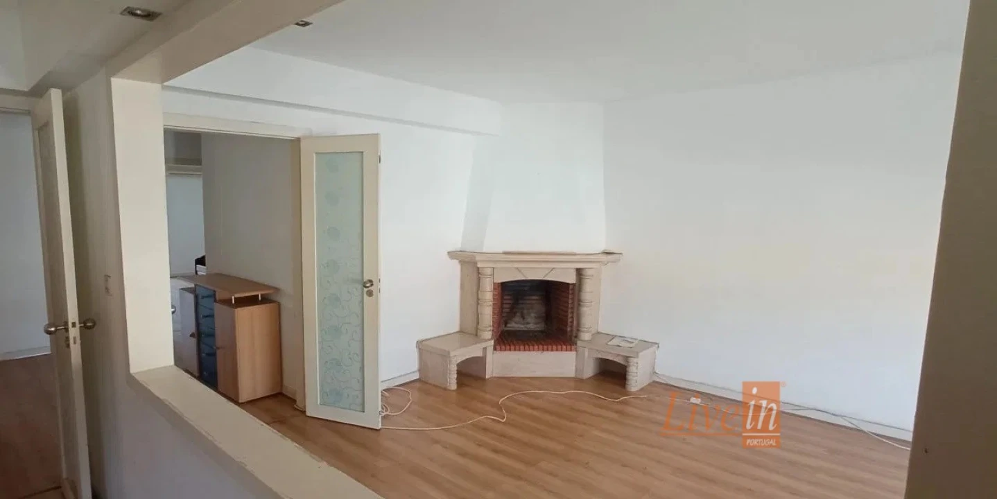 Apartamento T2 para Venda em Malveira e São Miguel de Alcainça Foto 4