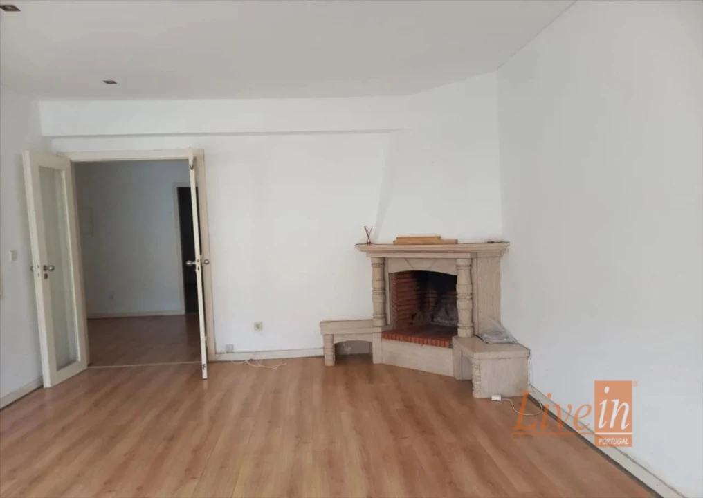 Apartamento T2 para Venda em Malveira e São Miguel de Alcainça Foto 5