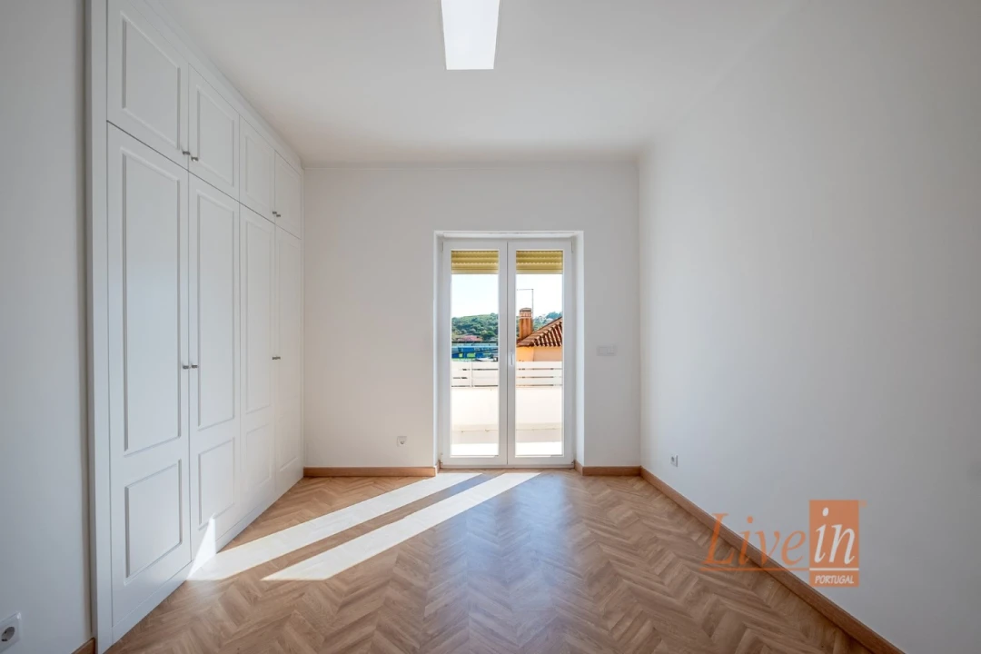 Moradia T4 para Venda em Santa Maria e São Miguel, São Martinho, São Pedro Penaferrim Foto 30