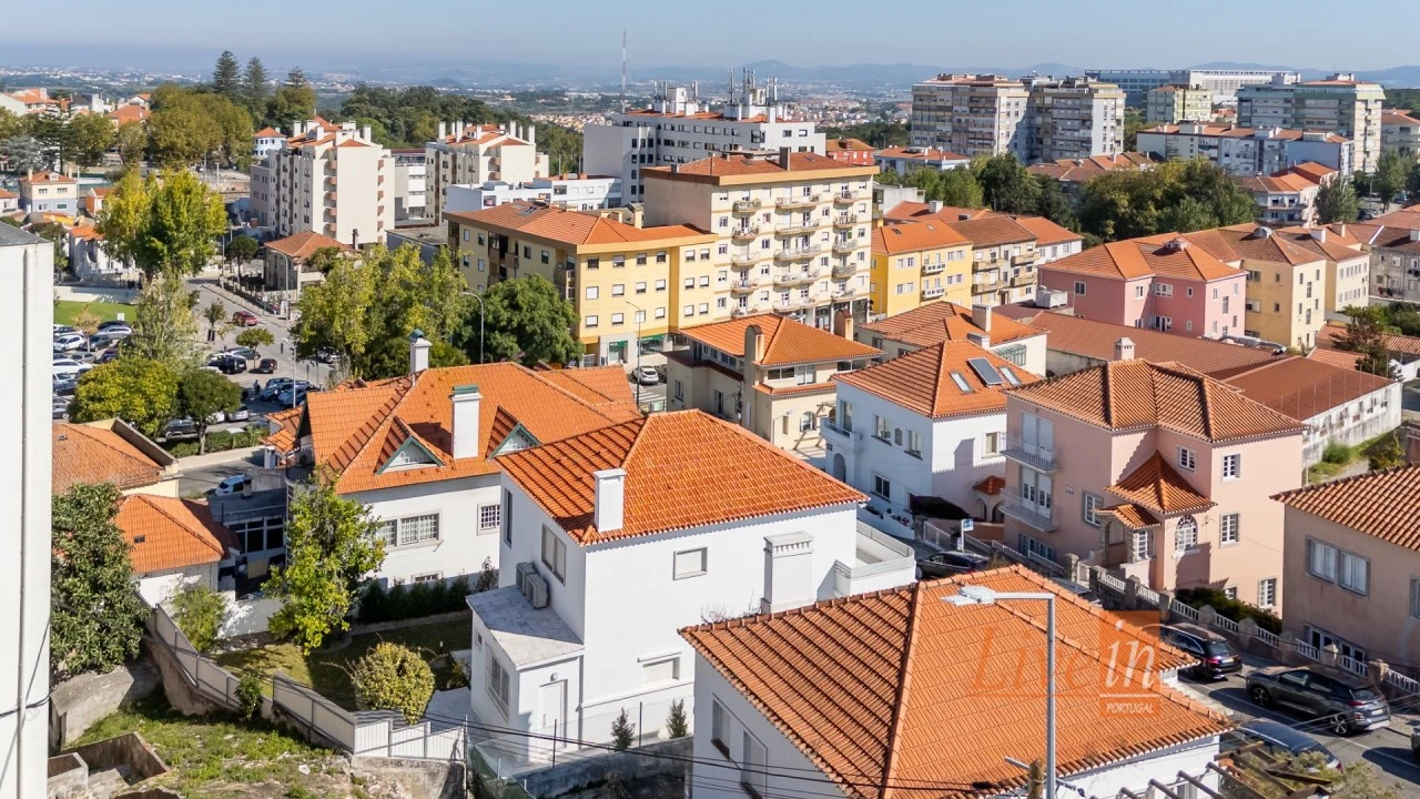 Moradia T4 para Venda em Santa Maria e São Miguel, São Martinho, São Pedro Penaferrim Foto 47