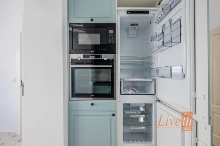 Moradia T4 para Venda em Santa Maria e São Miguel, São Martinho, São Pedro Penaferrim Foto 4