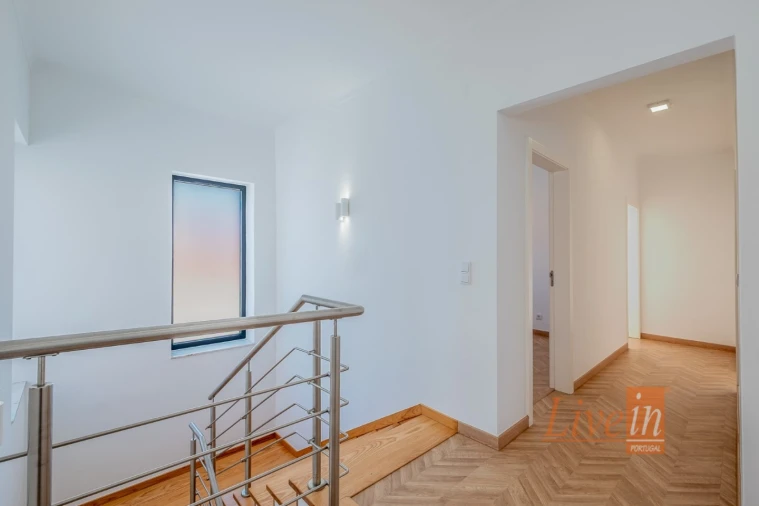 Moradia T4 para Venda em Santa Maria e São Miguel, São Martinho, São Pedro Penaferrim Foto 19