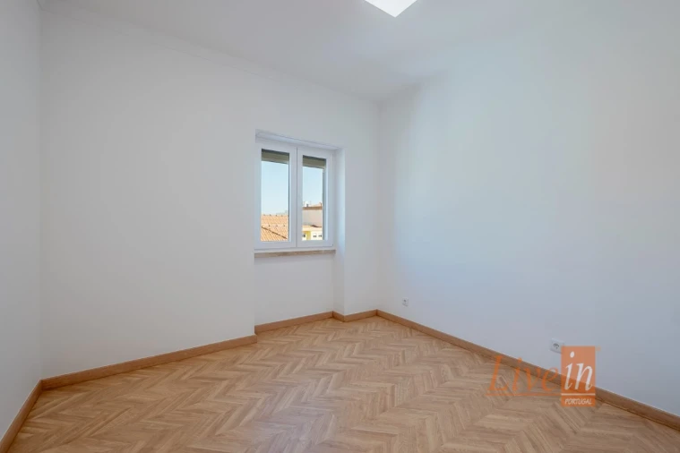 Moradia T4 para Venda em Santa Maria e São Miguel, São Martinho, São Pedro Penaferrim Foto 28