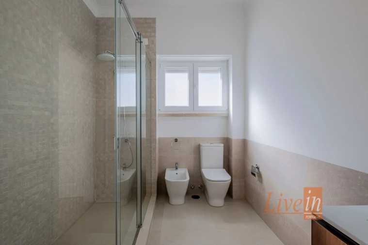 Moradia T4 para Venda em Santa Maria e São Miguel, São Martinho, São Pedro Penaferrim Foto 35