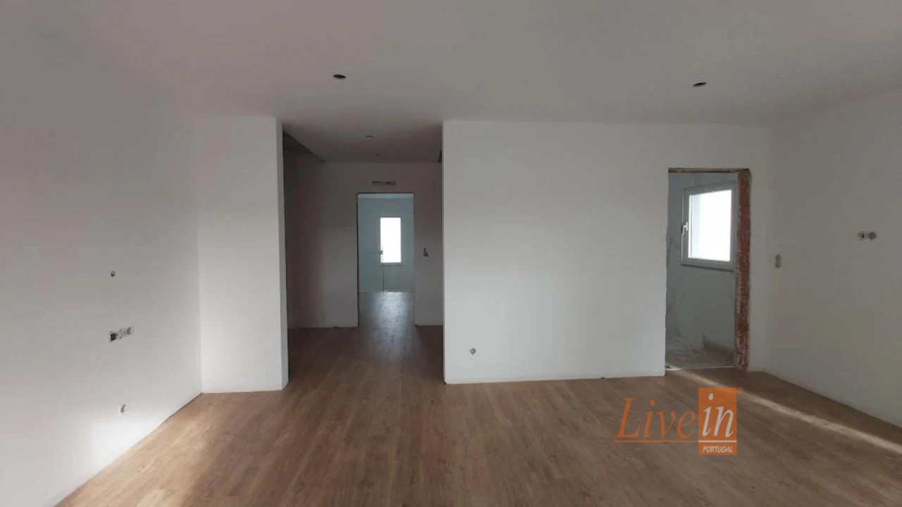 Moradia T6 para Venda em Ventosa Foto 22