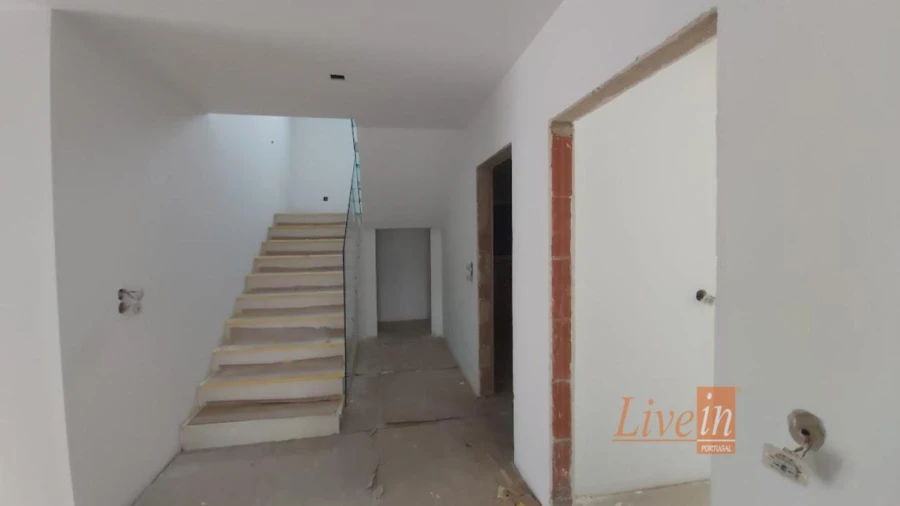 Moradia T6 para Venda em Ventosa Foto 16