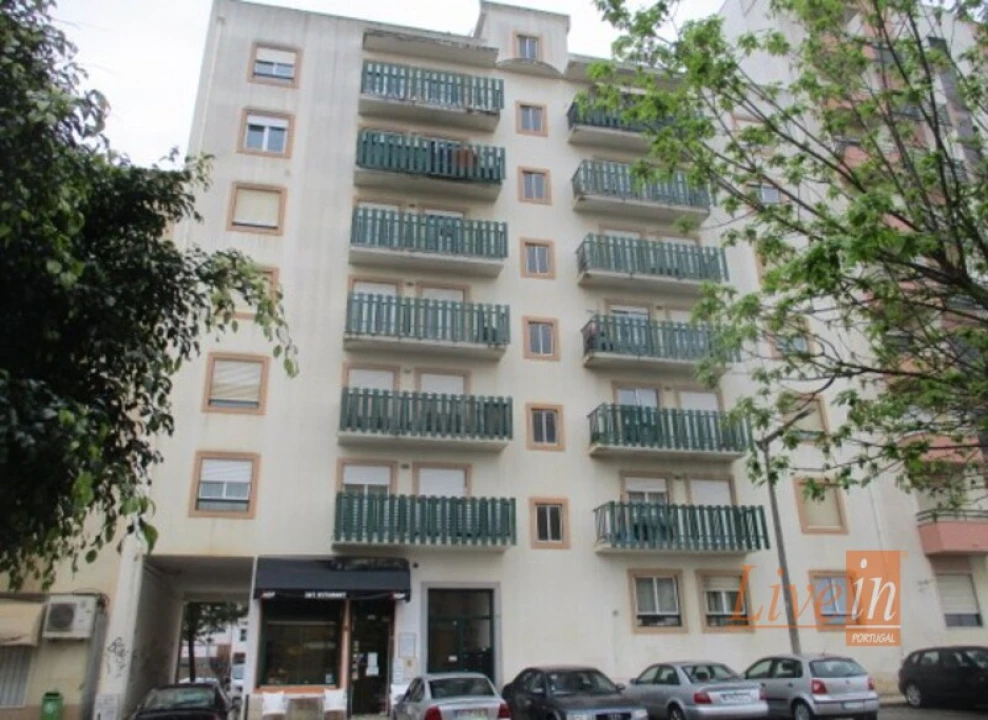 Apartamento T3 para Venda em Carregado e Cadafais Foto 12
