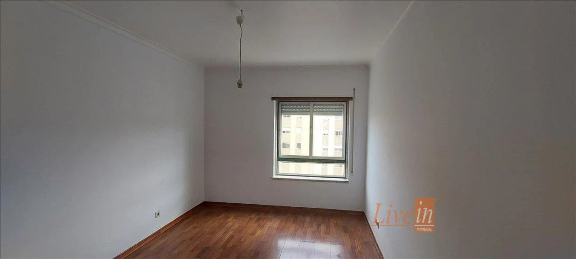 Apartamento T3 para Venda em Carregado e Cadafais Foto 8