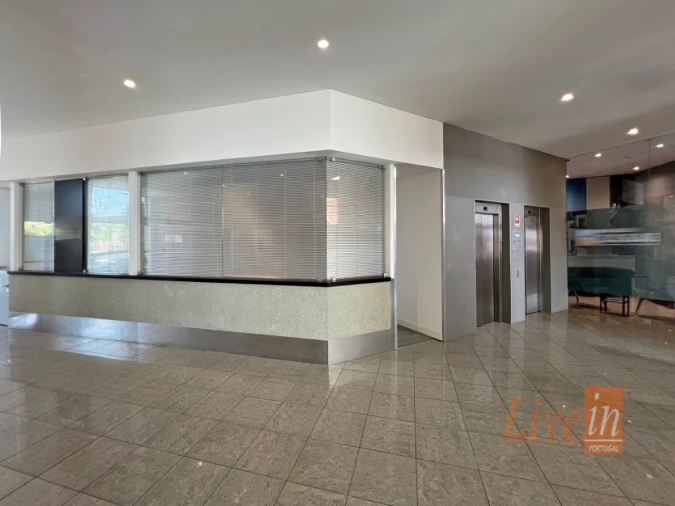 Loja para Venda em Ericeira Foto 2