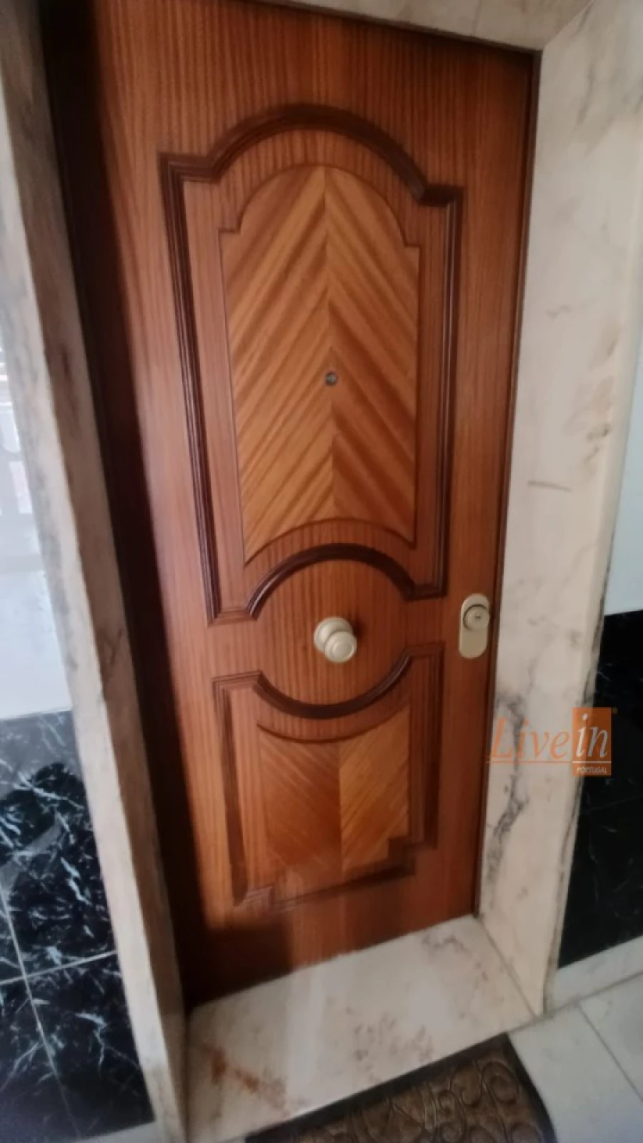 Apartamento T2 para Venda em Agualva e Mira-Sintra Foto 16