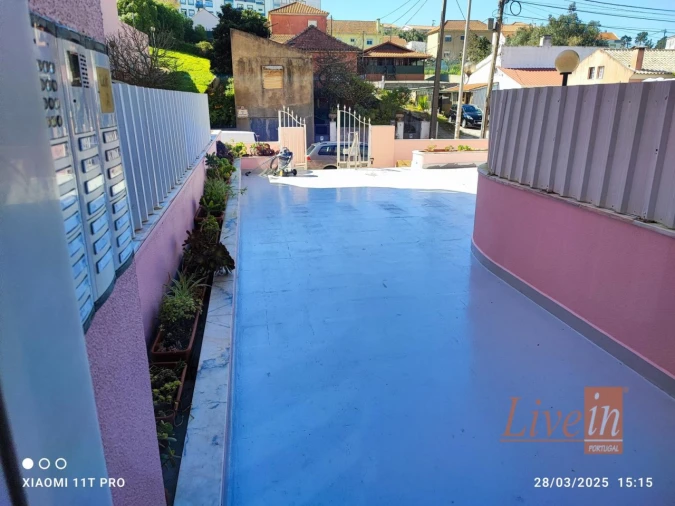 Apartamento T2 para Venda em Agualva e Mira-Sintra Foto 23