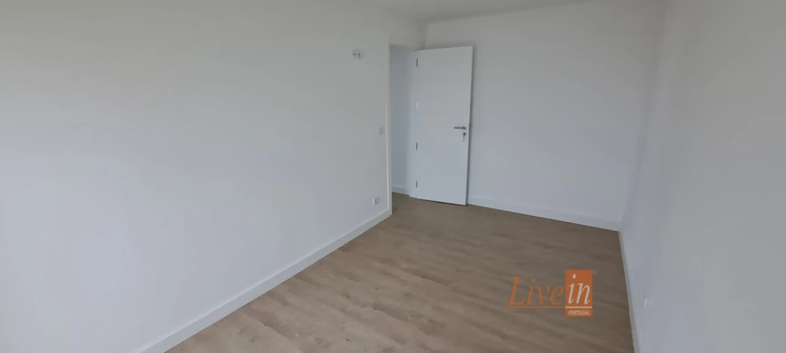 Apartamento T2 para Venda em Mina de Água Foto 9