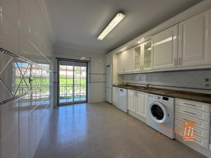 Apartamento T2 para Arrendamento em Malveira e São Miguel de Alcainça Foto 3