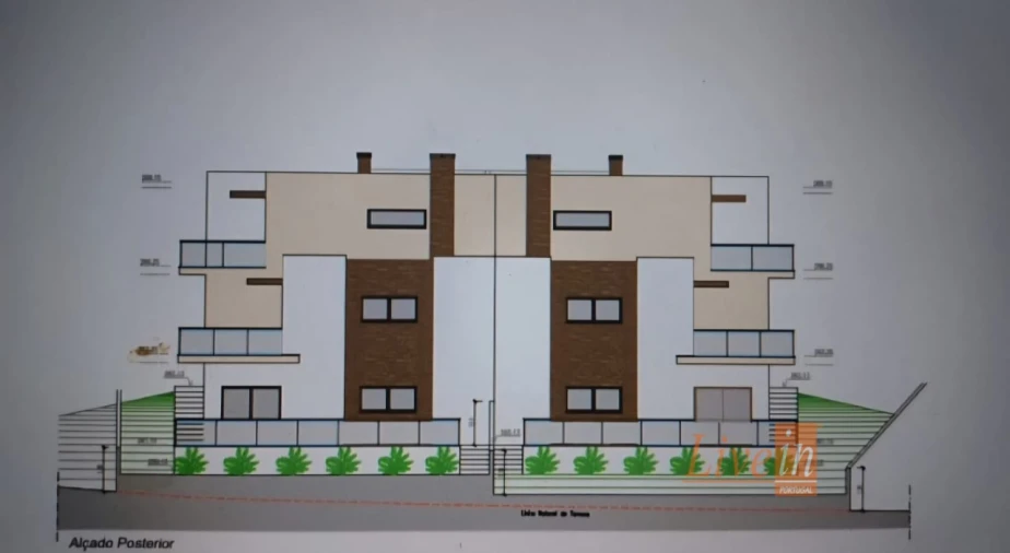 Moradia T3 para Venda em Igreja Nova e Cheleiros Foto 34