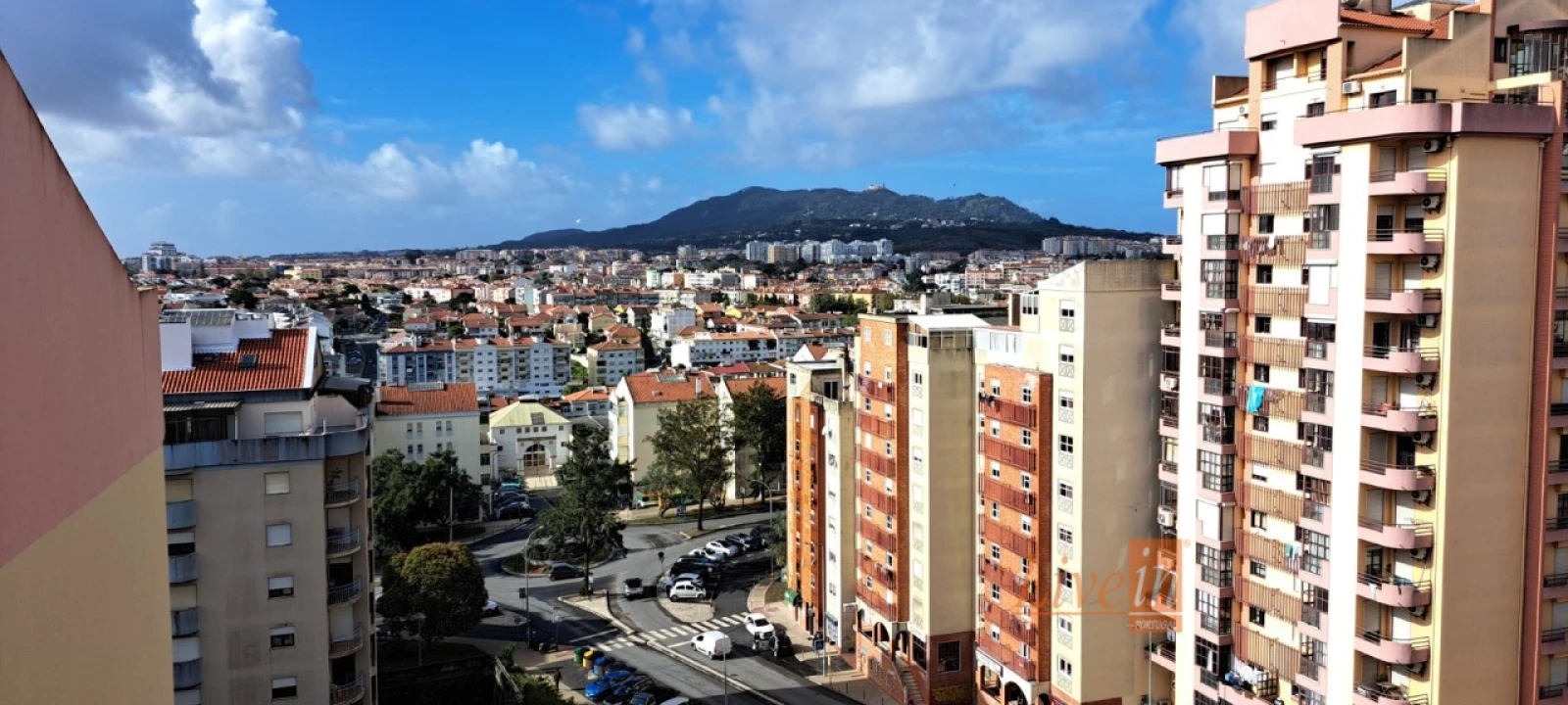 Apartamento T2 para Venda em Algueirão-Mem Martins Foto 1