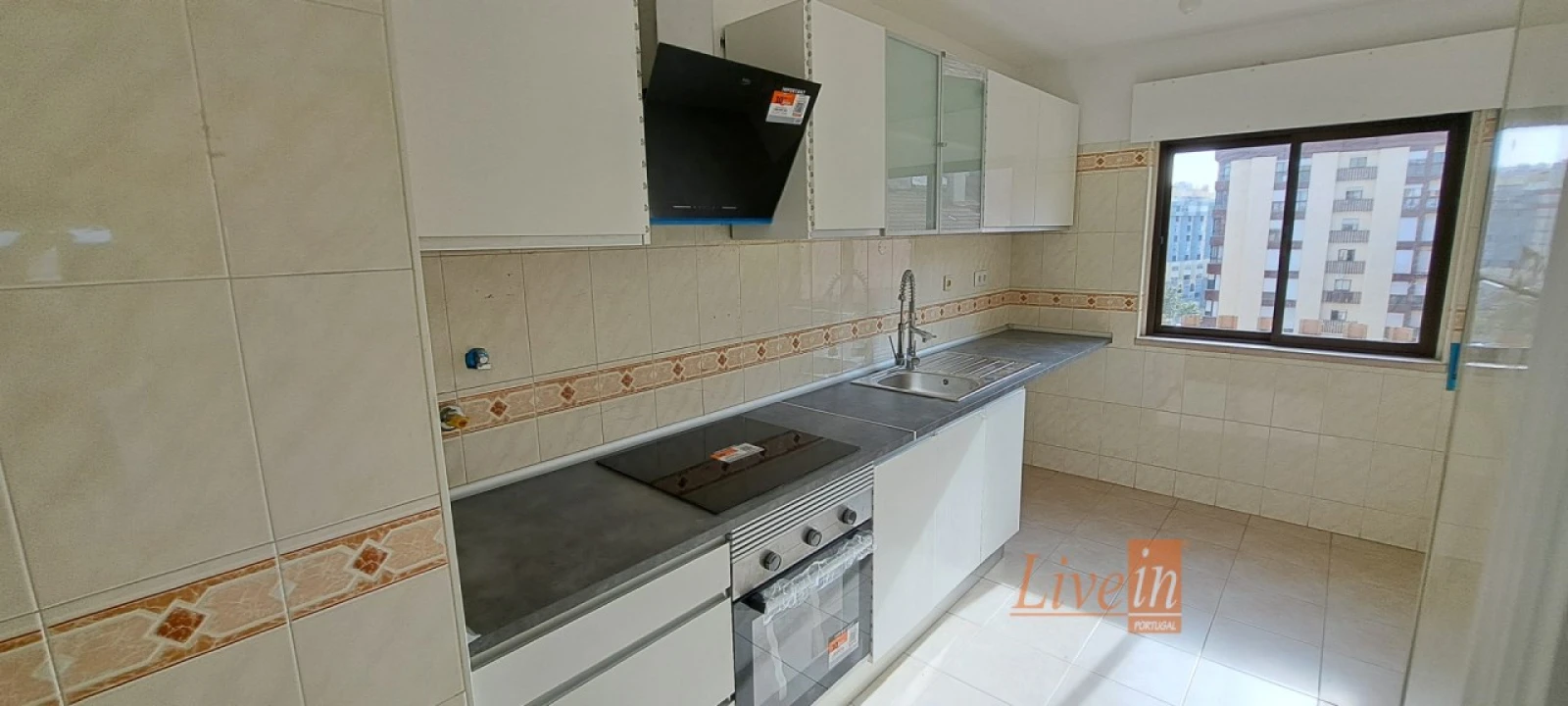 Apartamento T2 para Venda em Algueirão-Mem Martins Foto 3