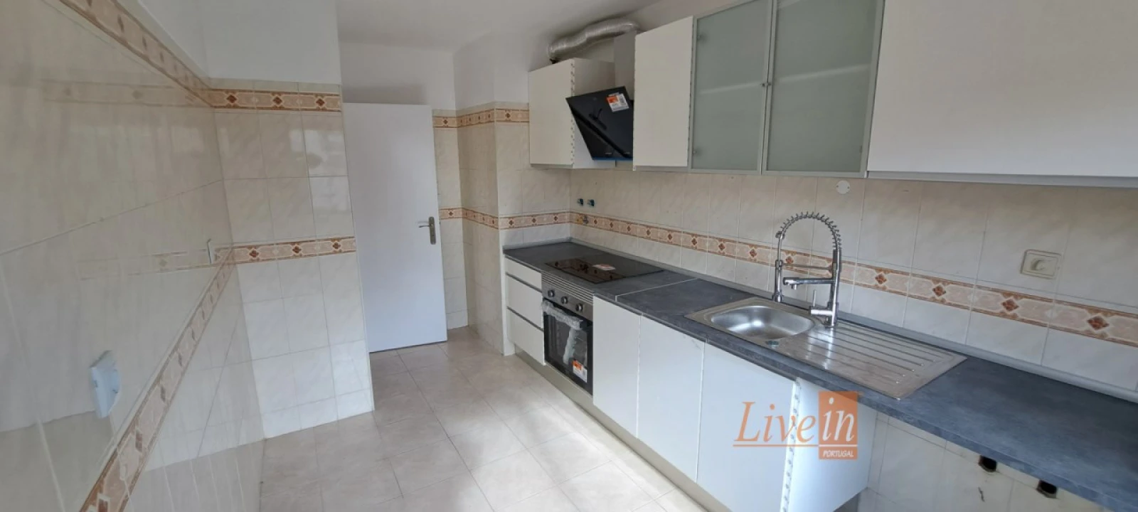 Apartamento T2 para Venda em Algueirão-Mem Martins Foto 4