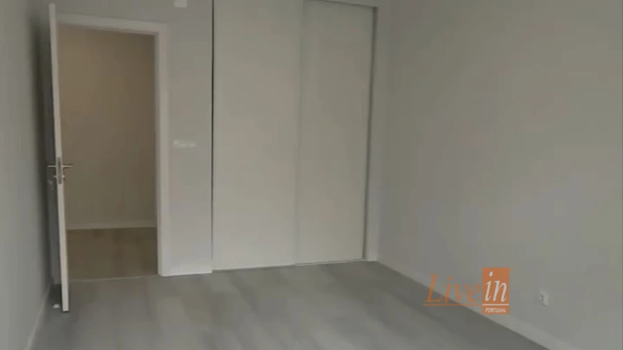 Apartamento T2 para Venda em Oeiras e São Julião da Barra, Paço de Arcos e Caxias Foto 3