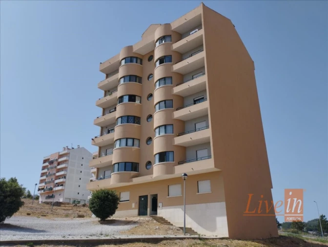 Apartamento T3 para Venda em Aldeia Galega da Merceana e Aldeia Gavinha Foto 1