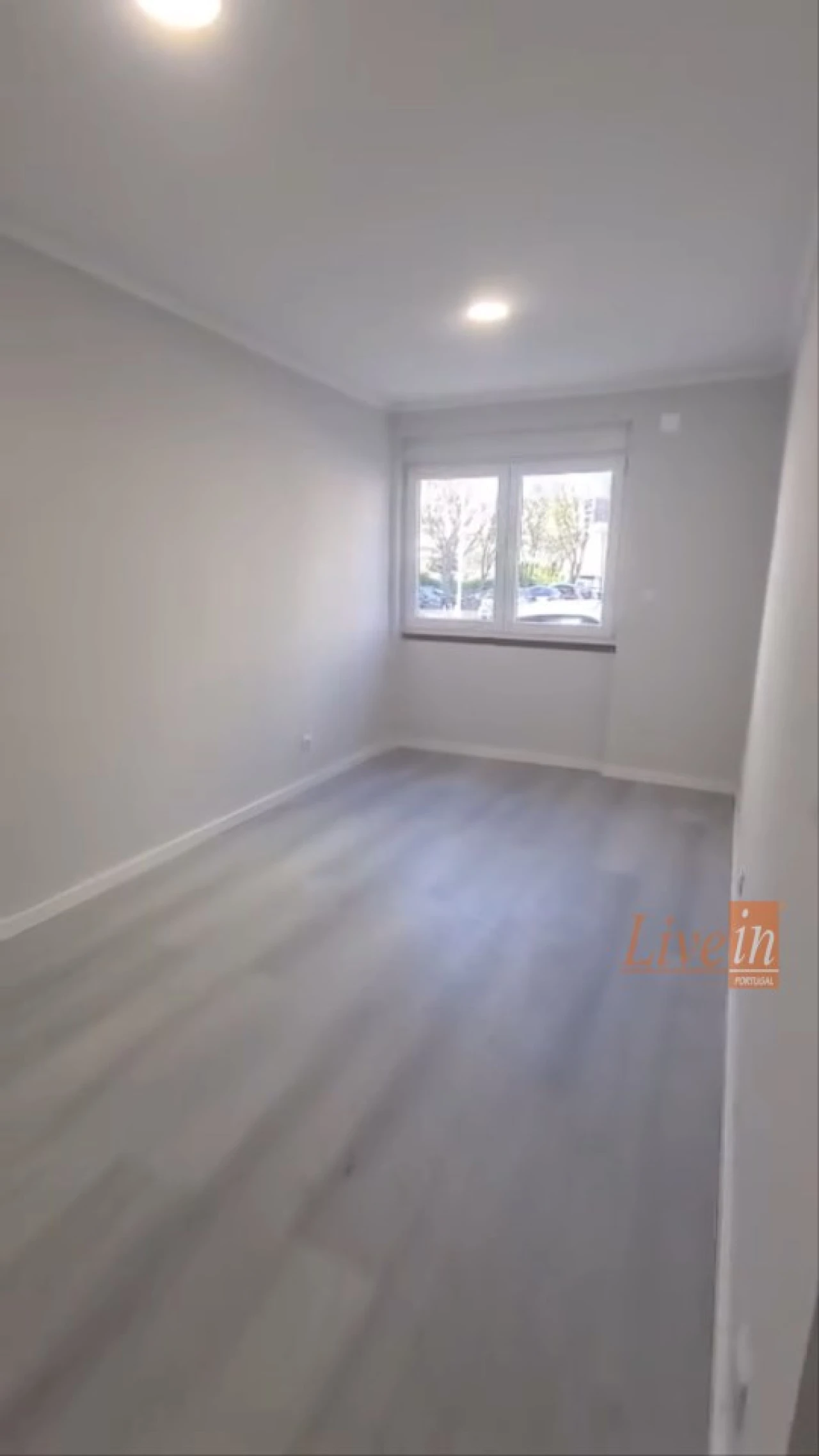Apartamento T2 para Venda em Benfica Foto 3