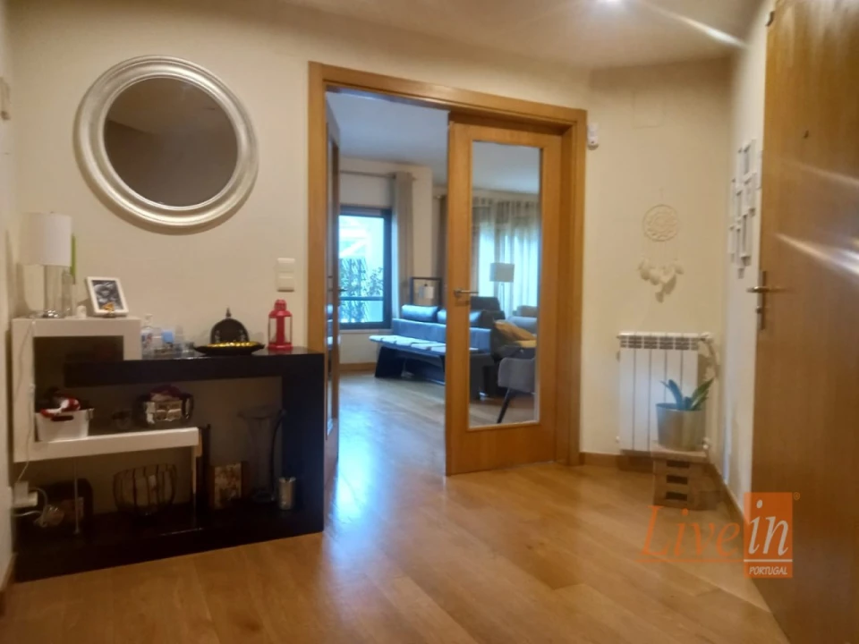 Apartamento T5 para Venda em Lumiar Foto 12