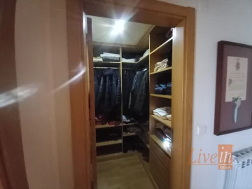 Apartamento T5 para Venda em Lumiar