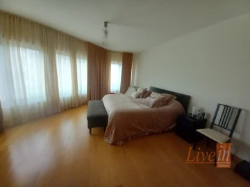 Apartamento T5 para Venda em Lumiar