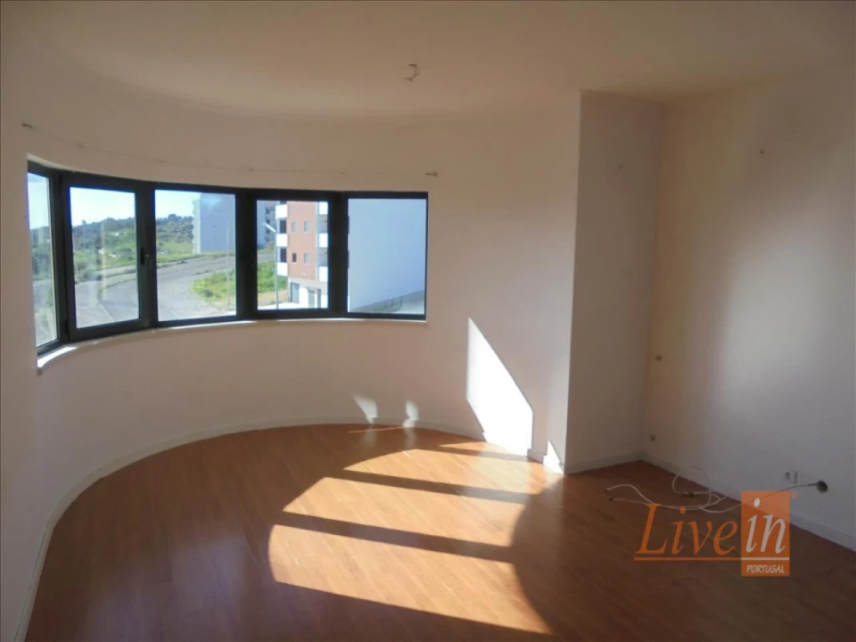 Apartamento T3 para Venda em Aldeia Galega da Merceana e Aldeia Gavinha Foto 4