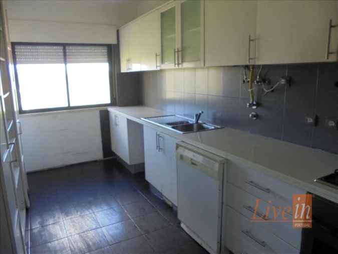 Apartamento T3 para Venda em Aldeia Galega da Merceana e Aldeia Gavinha Foto 7