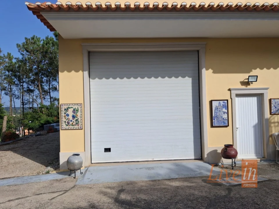 Moradia T5 para Venda em Santo Isidoro Foto 6