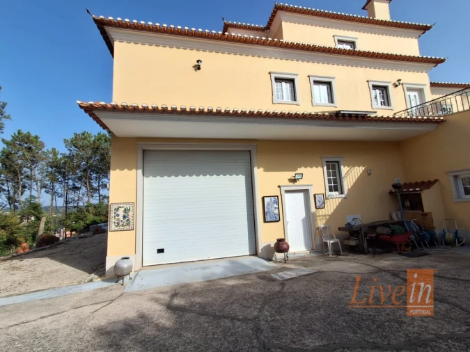 Moradia T5 para Venda em Santo Isidoro Foto 4