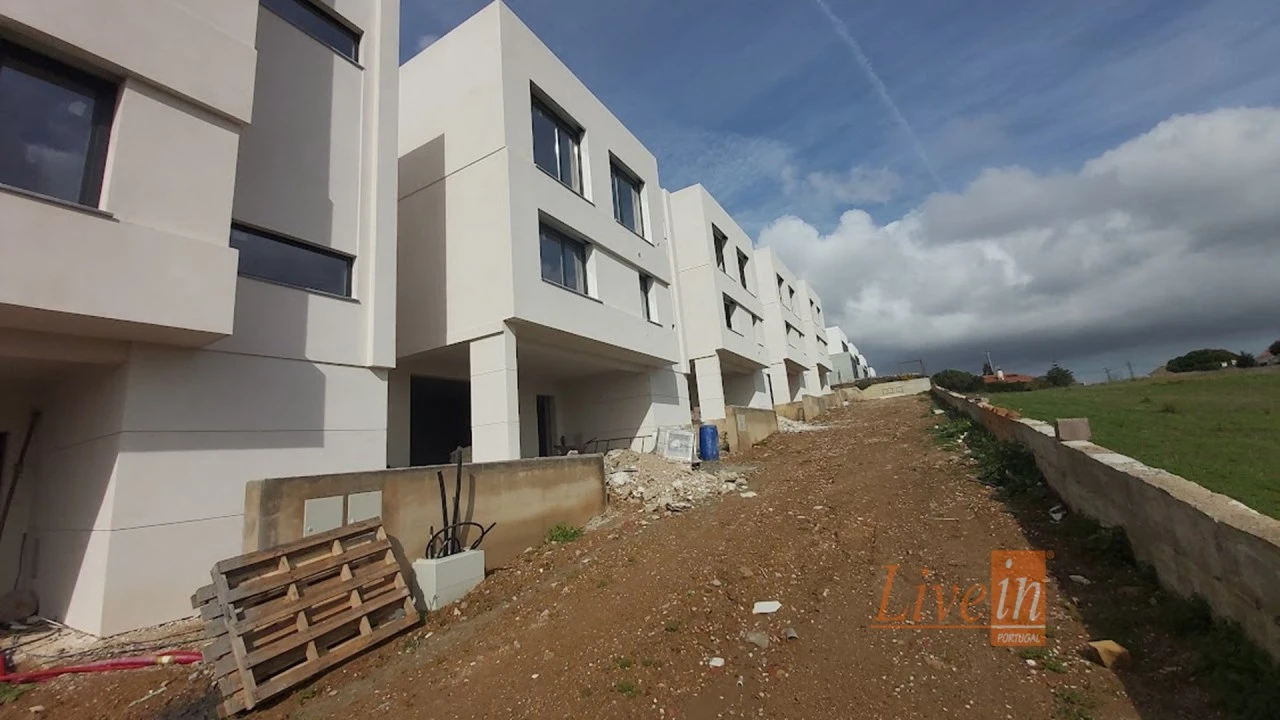 Moradia T4 para Venda em Mafra Foto 3