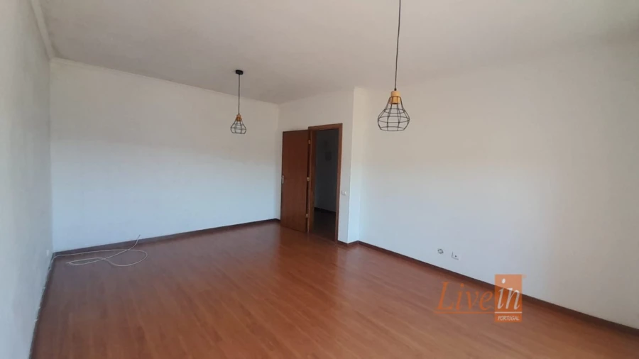 Apartamento T2 para Venda em Alenquer (Santo Estêvão e Triana) Foto 6