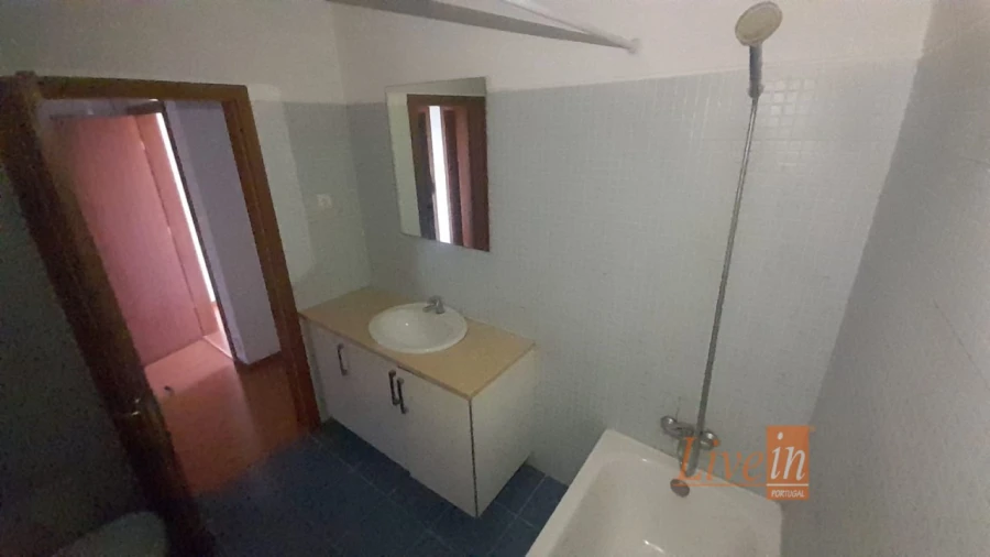Apartamento T2 para Venda em Alenquer (Santo Estêvão e Triana) Foto 22