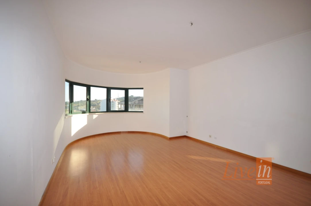 Apartamento T3 para Venda em Alenquer (Santo Estêvão e Triana) Foto 9