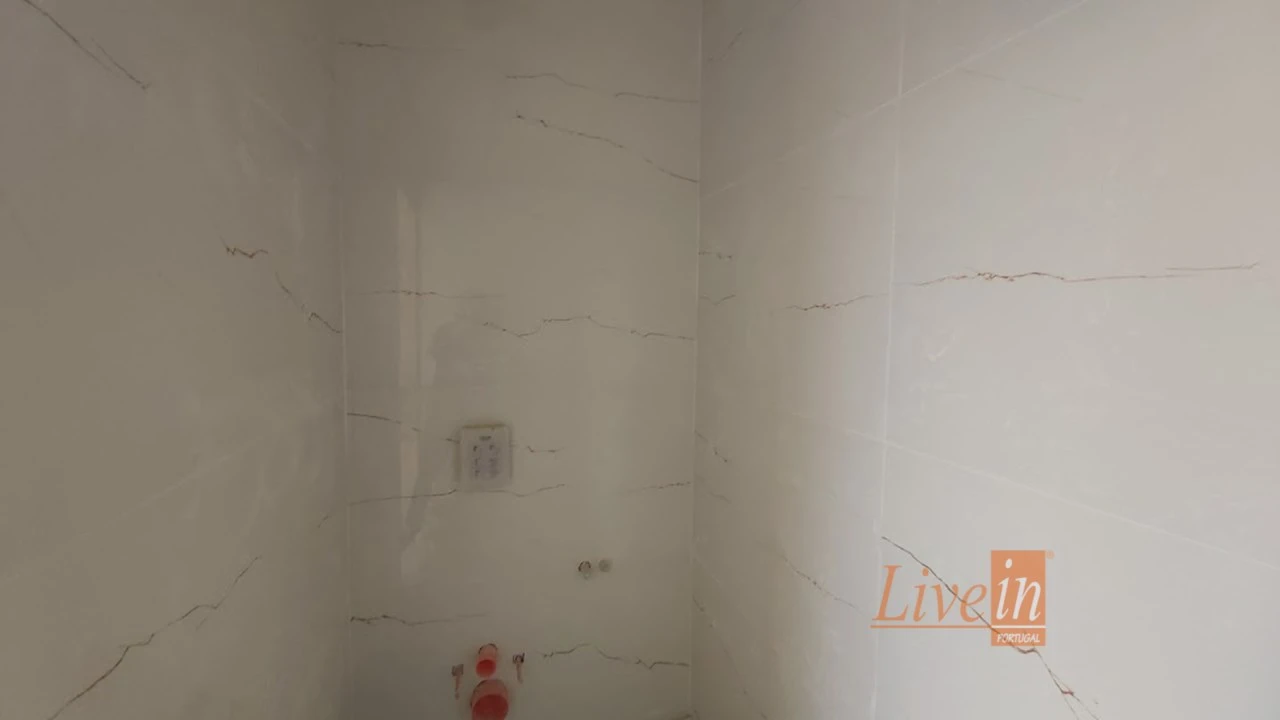 Quinta T4 para Venda em Azueira e Sobral da Abelheira Foto 12