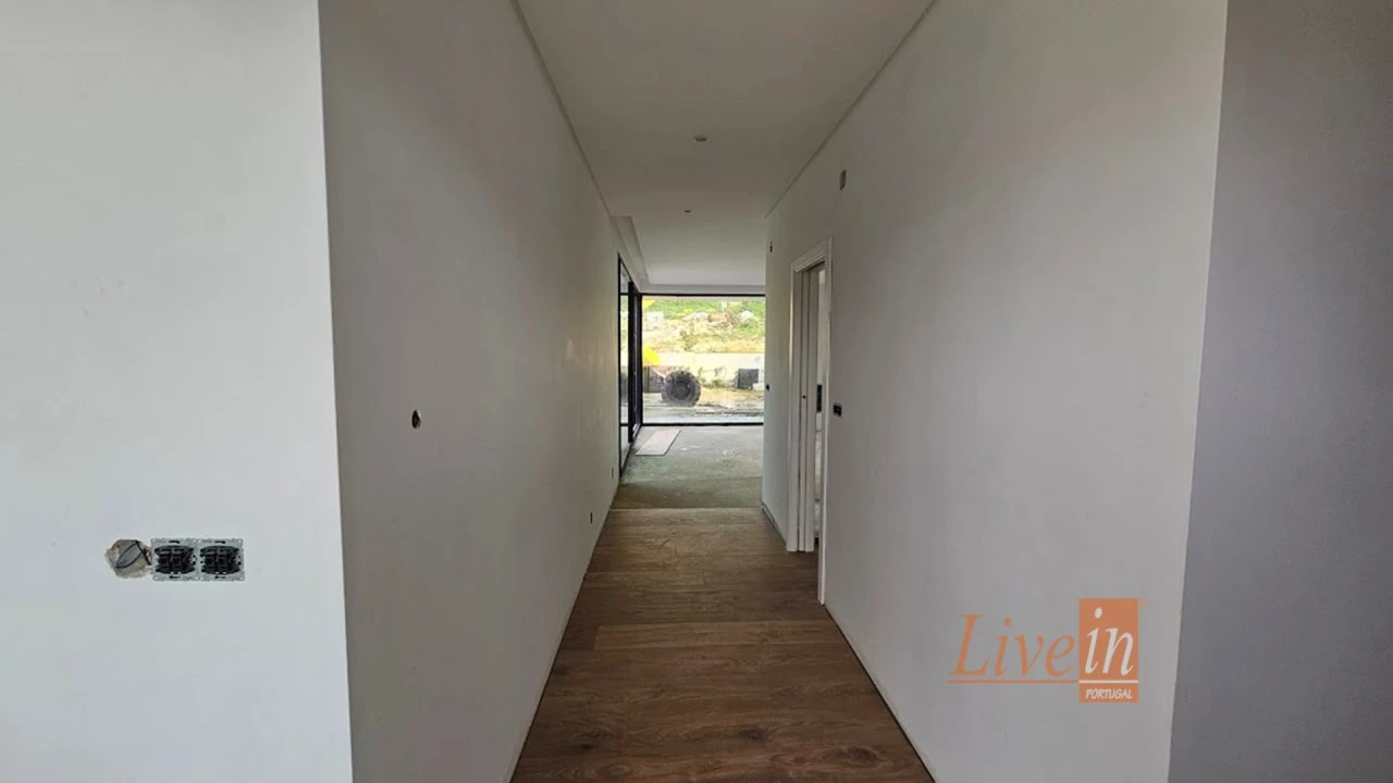 Quinta T4 para Venda em Azueira e Sobral da Abelheira Foto 15