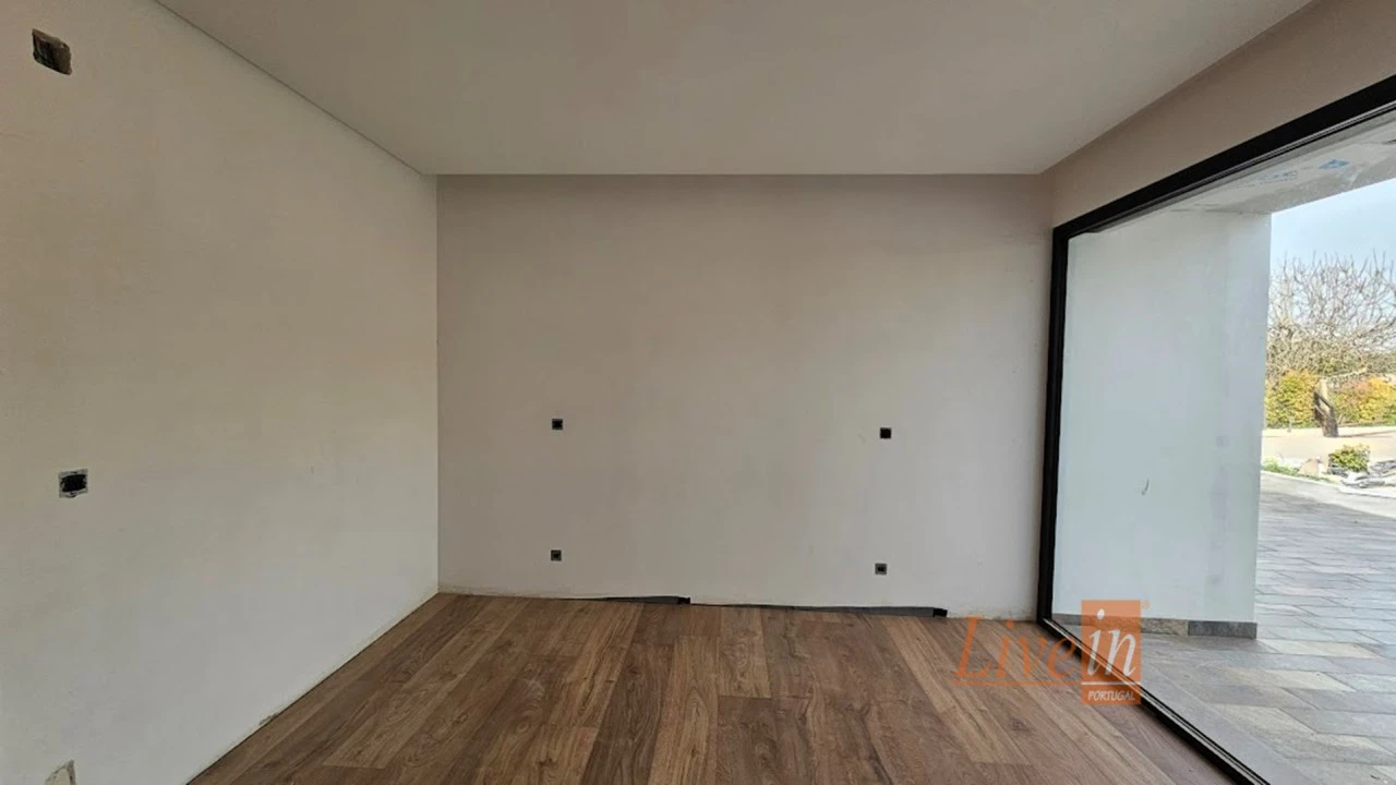 Quinta T4 para Venda em Azueira e Sobral da Abelheira Foto 25