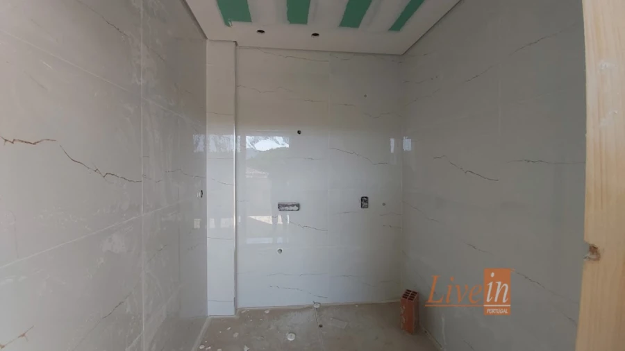 Quinta T4 para Venda em Azueira e Sobral da Abelheira Foto 14