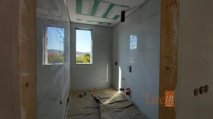 Quinta T4 para Venda em Azueira e Sobral da Abelheira Foto 25