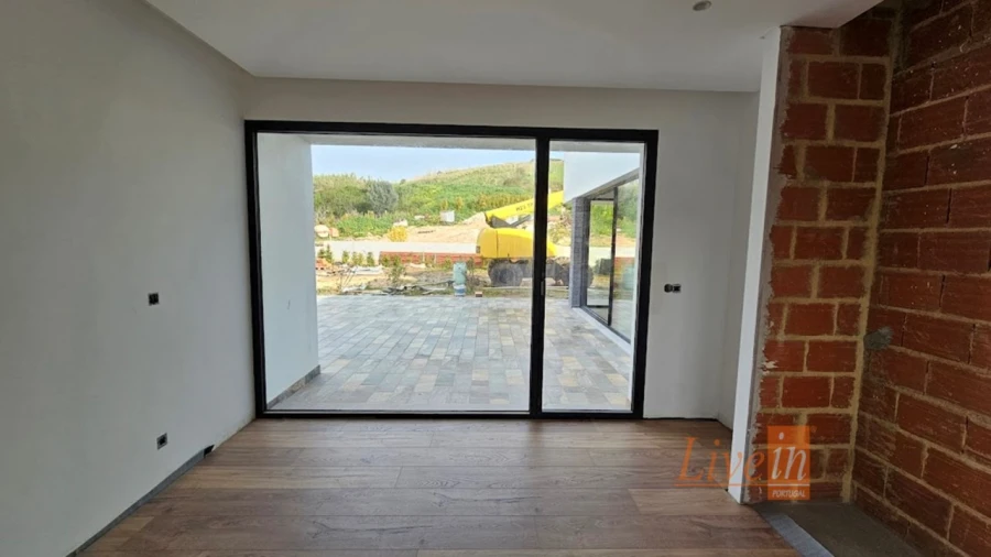 Quinta T4 para Venda em Azueira e Sobral da Abelheira Foto 22