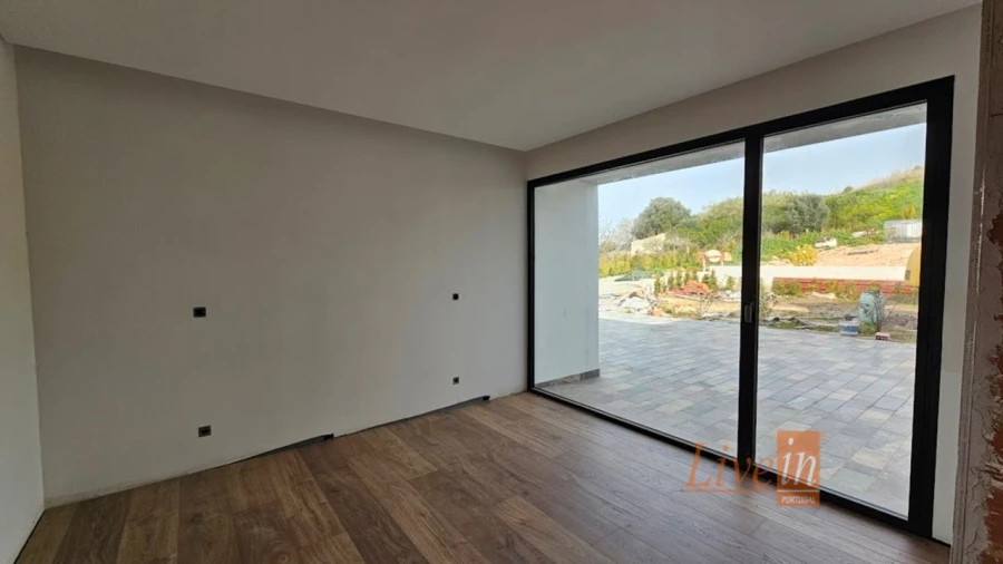 Quinta T4 para Venda em Azueira e Sobral da Abelheira Foto 24