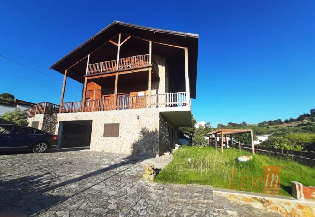 Moradia T4 para Arrendamento em Ericeira Foto 42