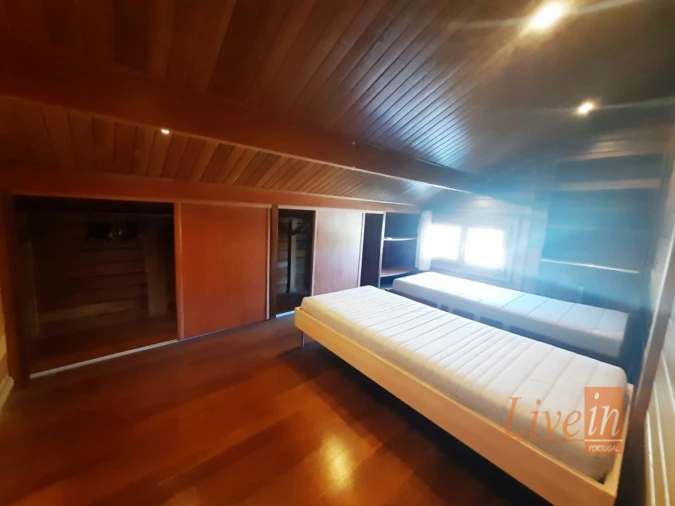 Moradia T4 para Arrendamento em Ericeira Foto 30