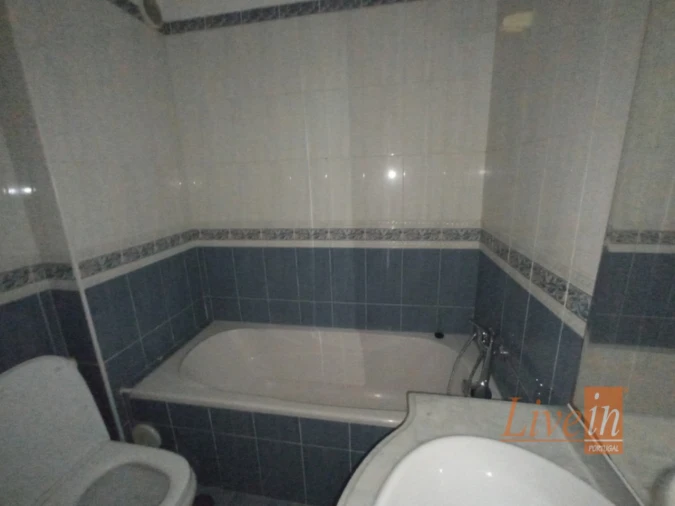 Apartamento T3 para Venda em Carregado e Cadafais Foto 9