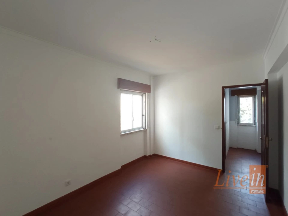 Apartamento T3 para Venda em Carregado e Cadafais Foto 15