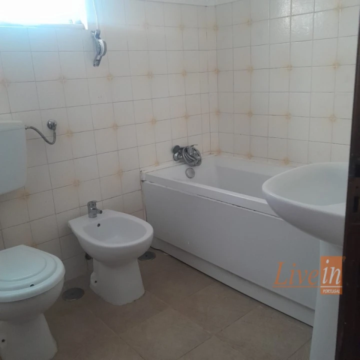 Apartamento T3 para Venda em Carregado e Cadafais Foto 21