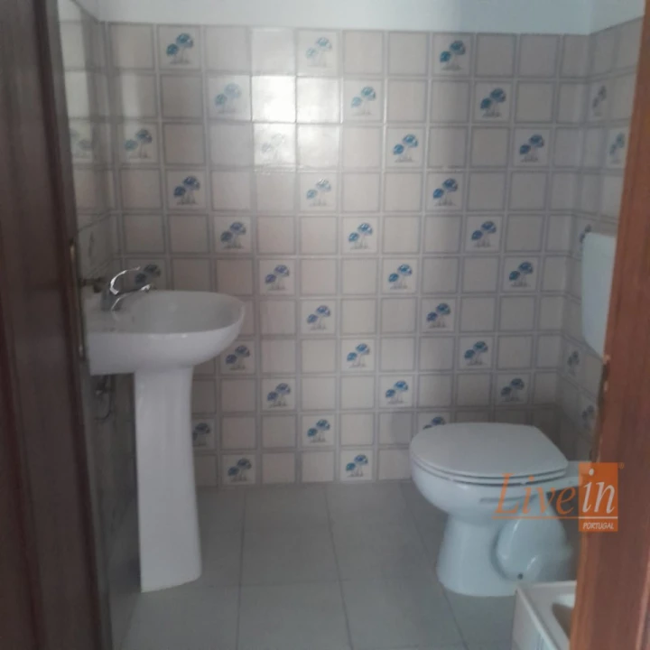Apartamento T3 para Venda em Carregado e Cadafais Foto 24